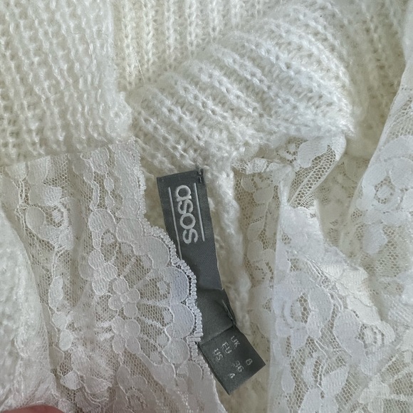 Women’s sweater ASOS size 4 side splits - Picture 3 of 10